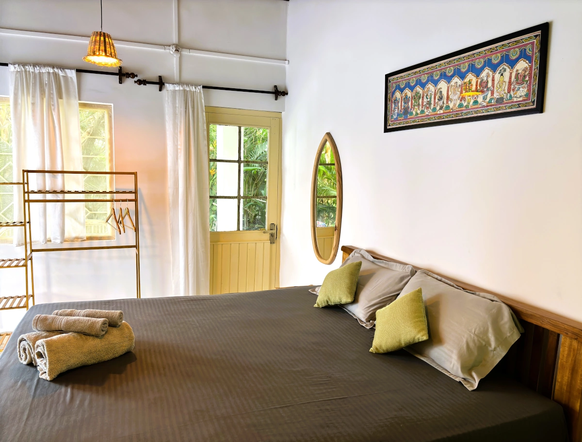 Deluxe sea view room - The Green Room Bed room